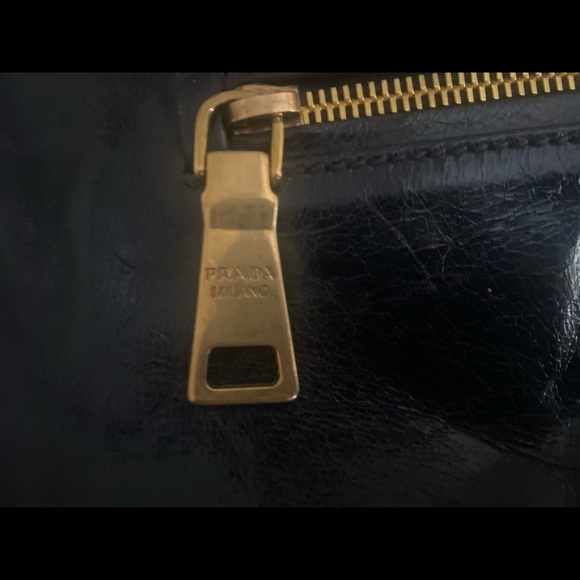 100 % Authentic vintage Prada bag(on hold) - Picture 5 of 13